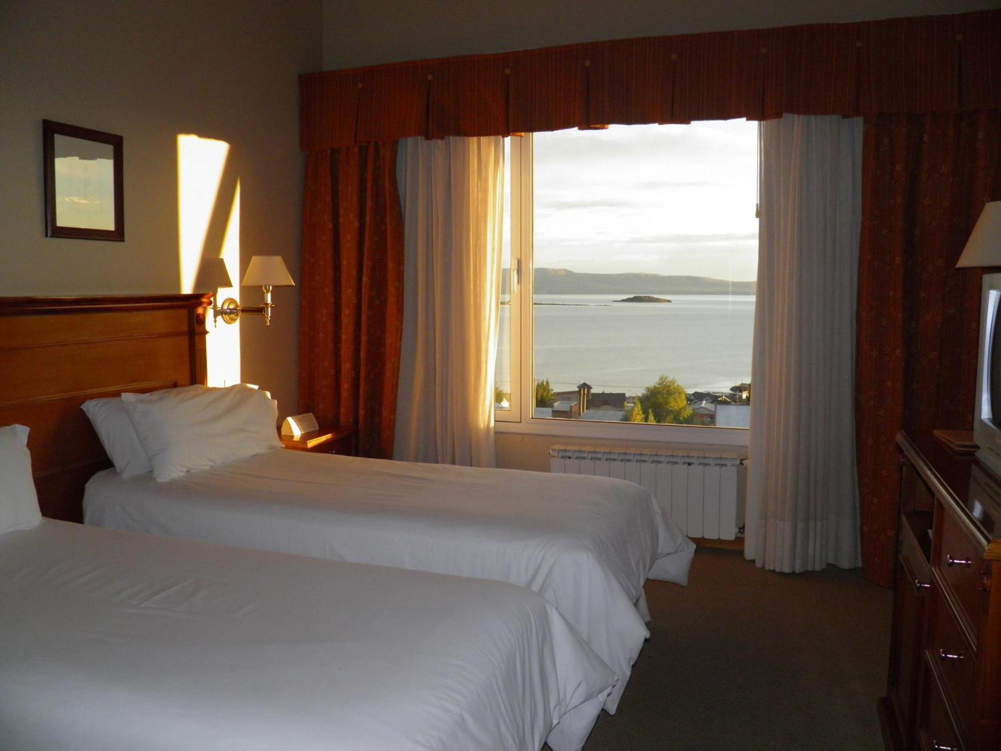 Terrazas Del Calafate Hotel Exterior photo